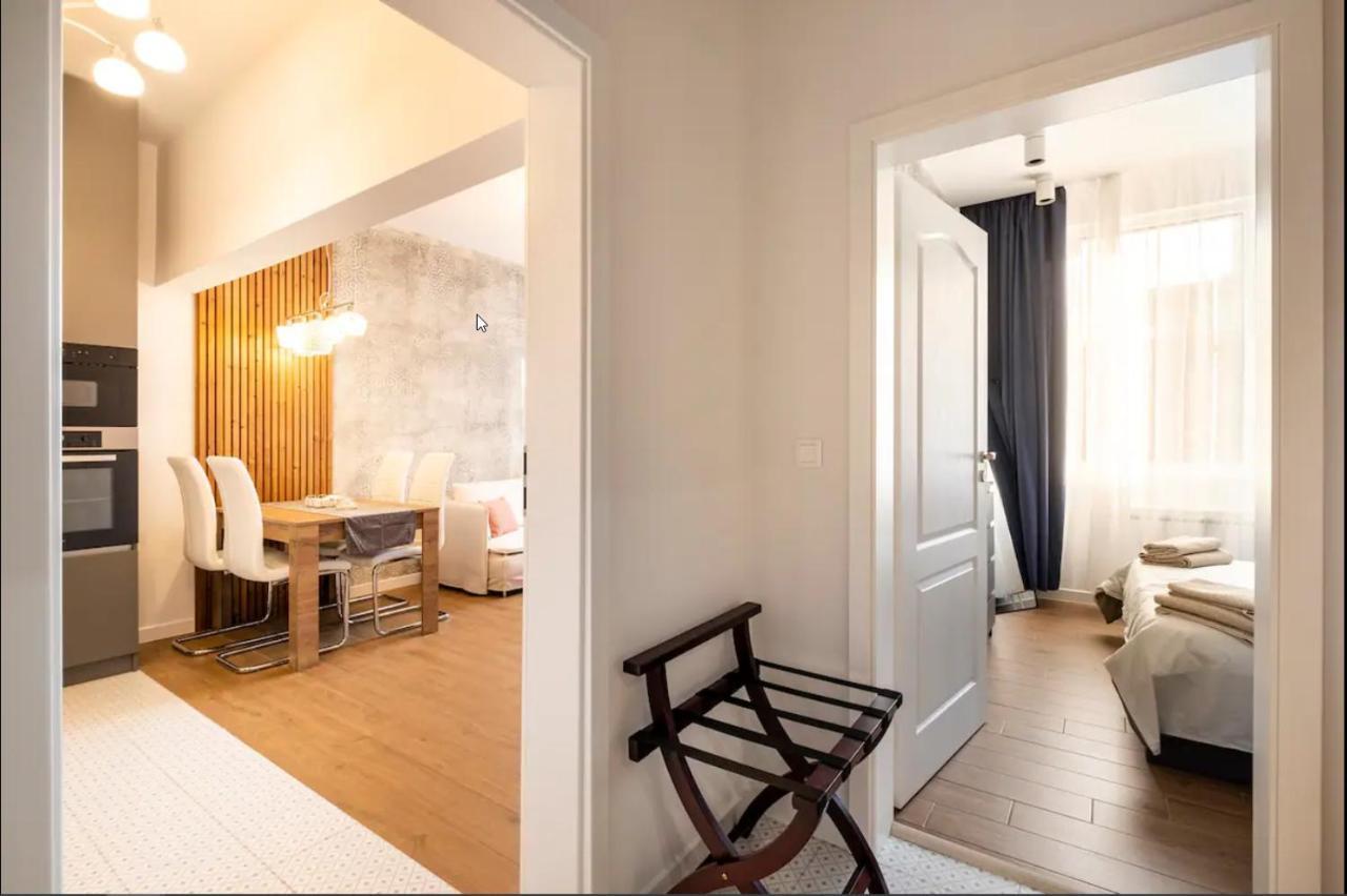 Stylish 1Bdr Central Apartment София Екстериор снимка
