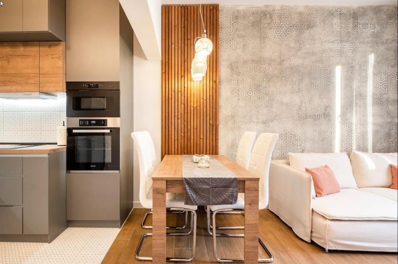 Stylish 1Bdr Central Apartment София Екстериор снимка